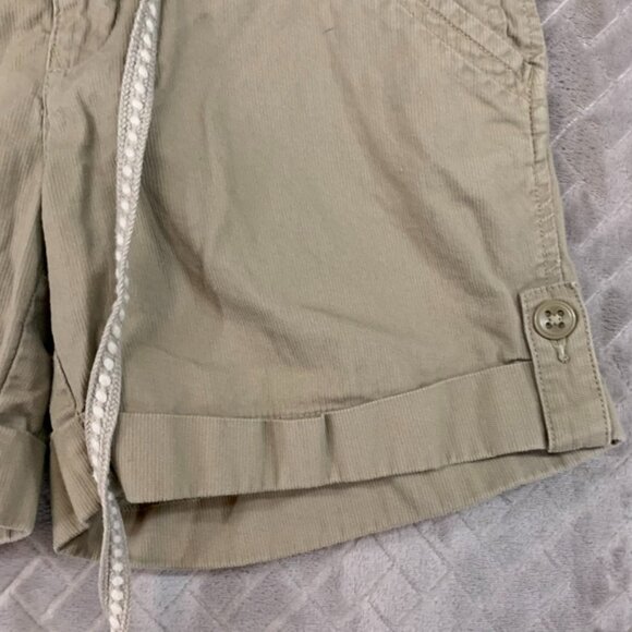 Tommy Hilfiger Womens 2 Shorts Tan Corduroy Jeans Mid Rise 100% Cotton Cuffed - Picture 4 of 16